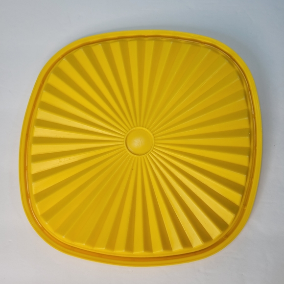 TUPPERWARE SERVALIER 858-4 Brown Bowl (Yellow bowl 836-8 Lid 837-6 Damaged) VTG - Picture 15 of 16